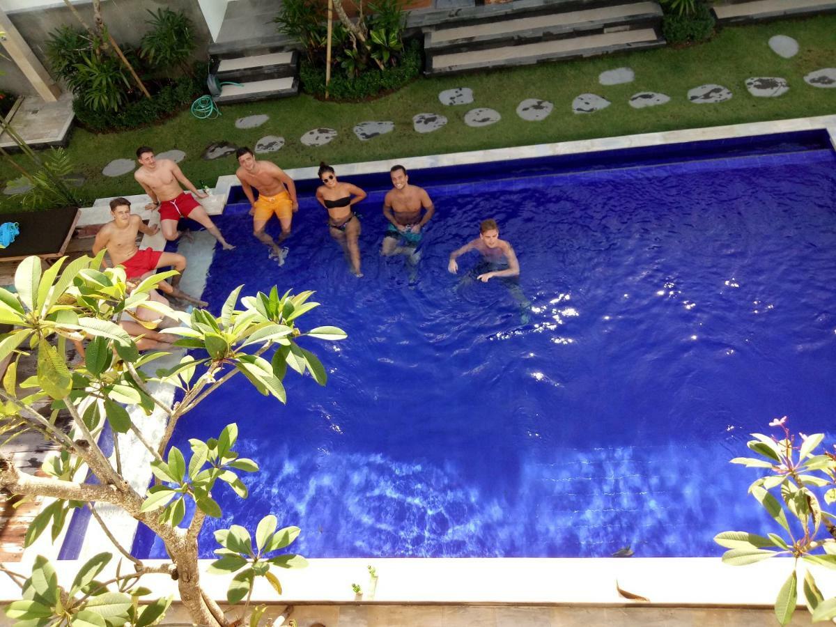 Lila Loka Homestay Canggu Eksteriør billede