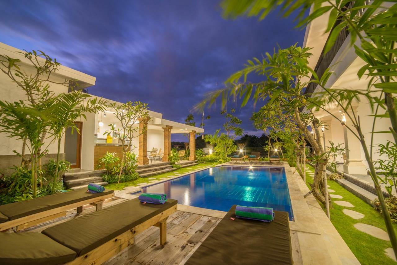 Lila Loka Homestay Canggu Eksteriør billede